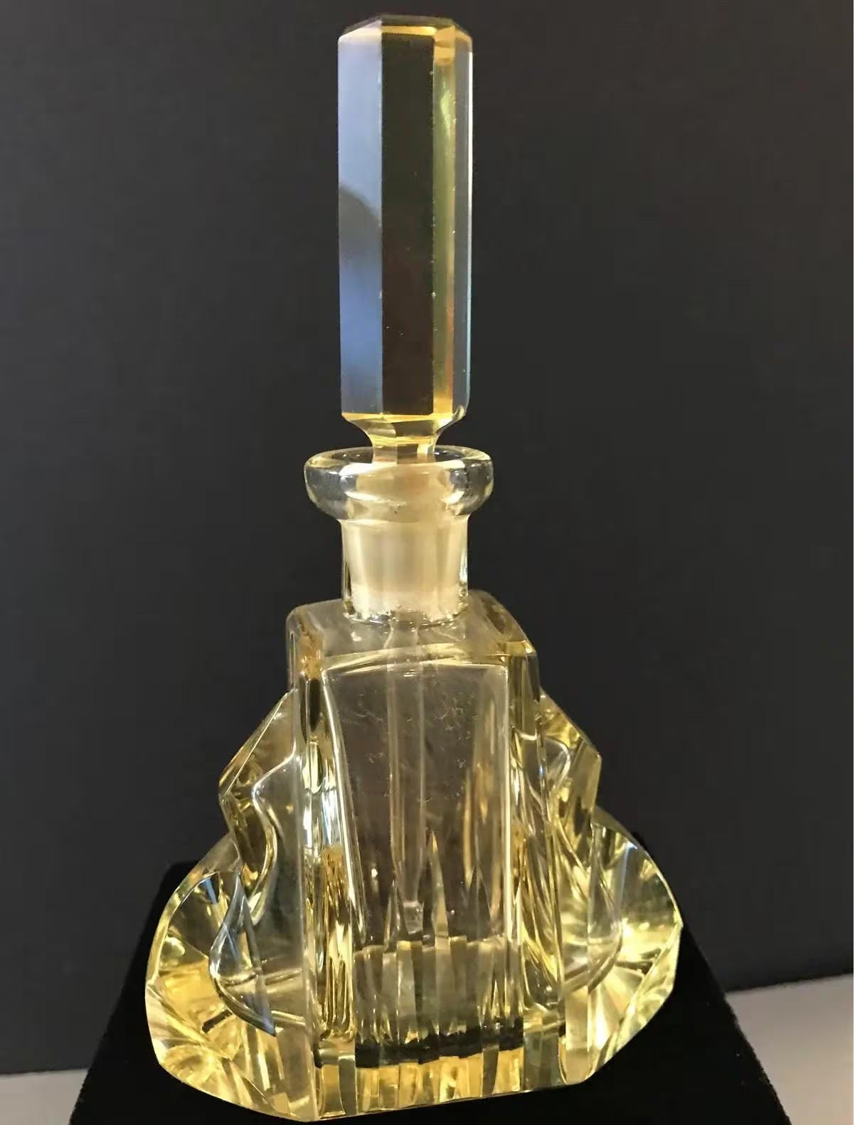Prism-Cut Art Deco Perfume Bottle with Dauber