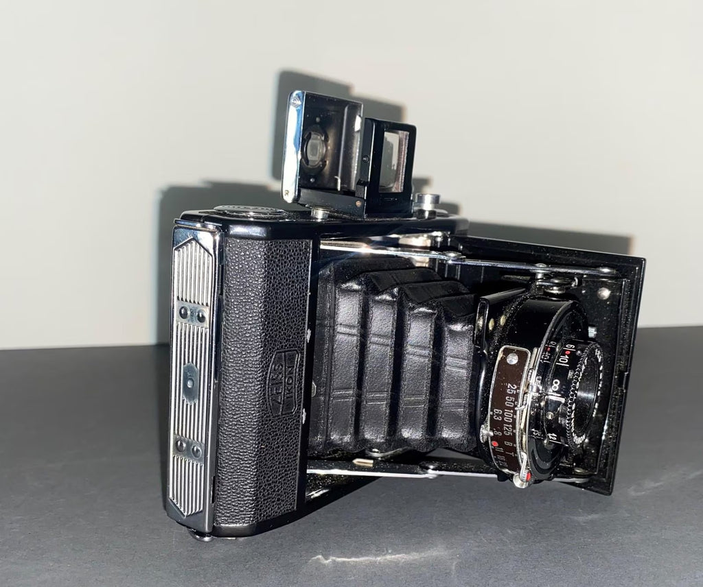 Zeiss Ikon Nettar 515 Pre-WWII Camera