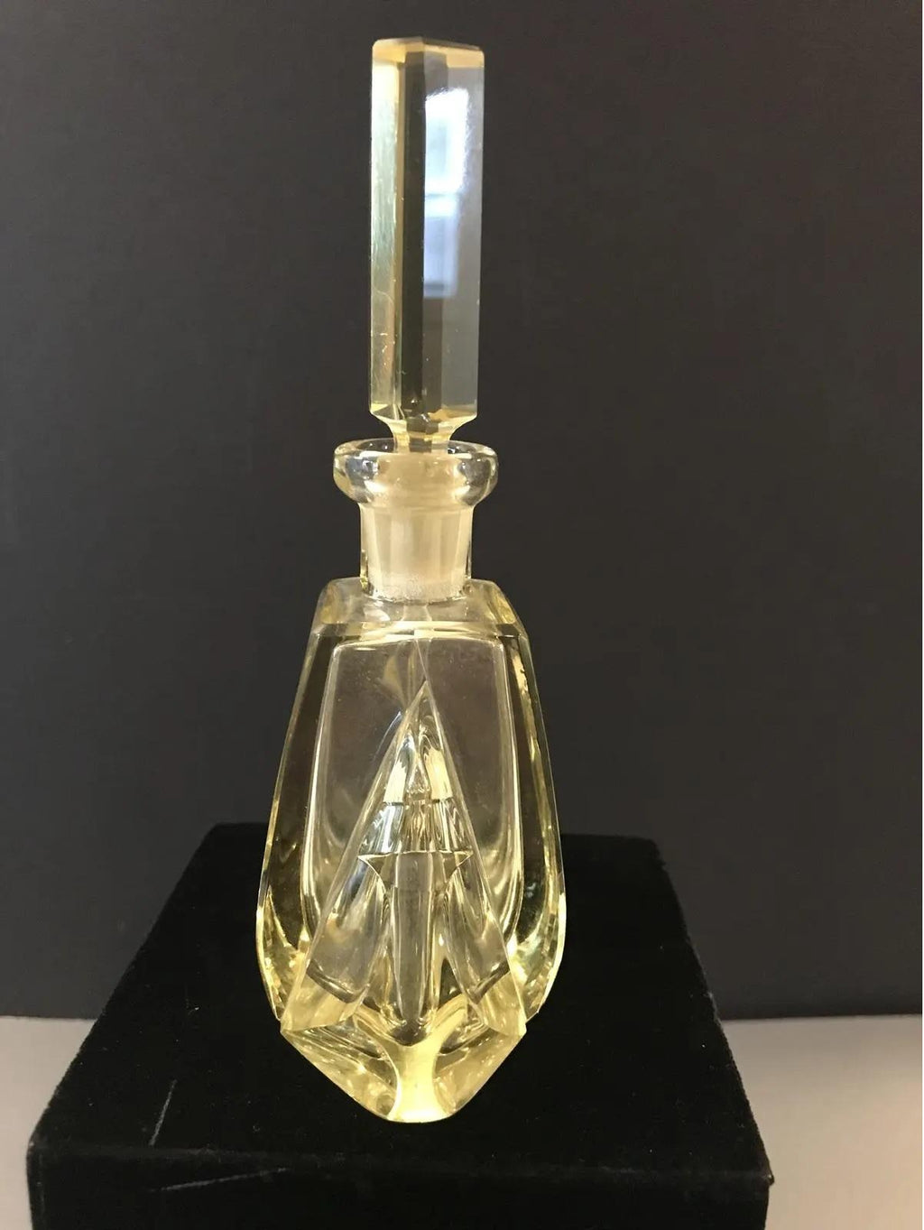 Prism-Cut Art Deco Perfume Bottle with Dauber