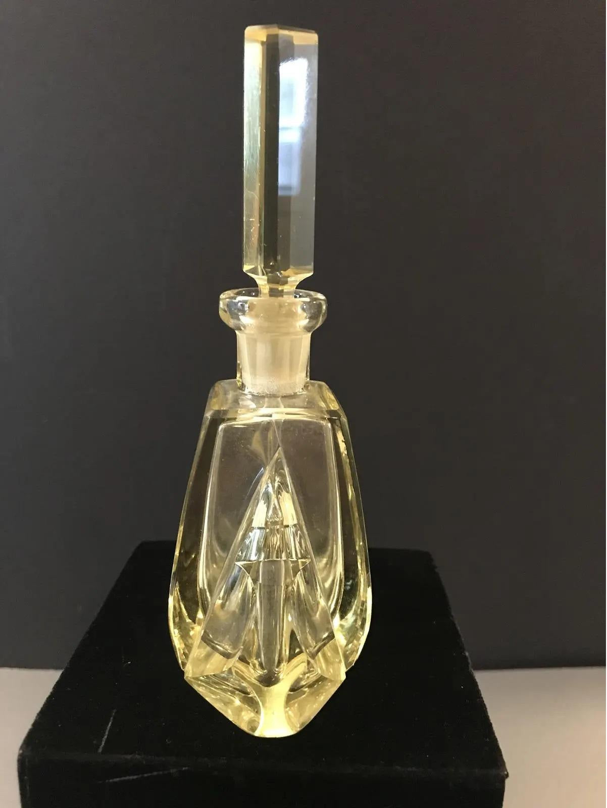 Prism-Cut Art Deco Perfume Bottle with Dauber