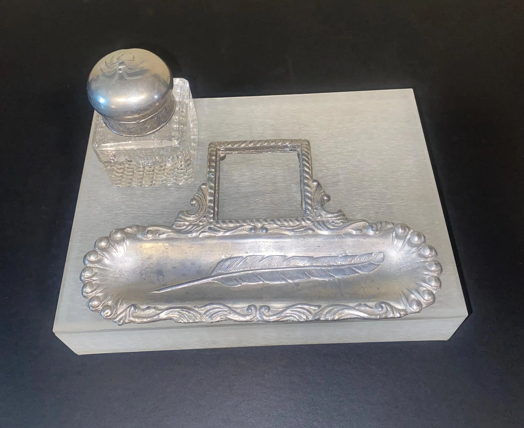 1880' Victorian Crystal (No Feather)  Inkwell
