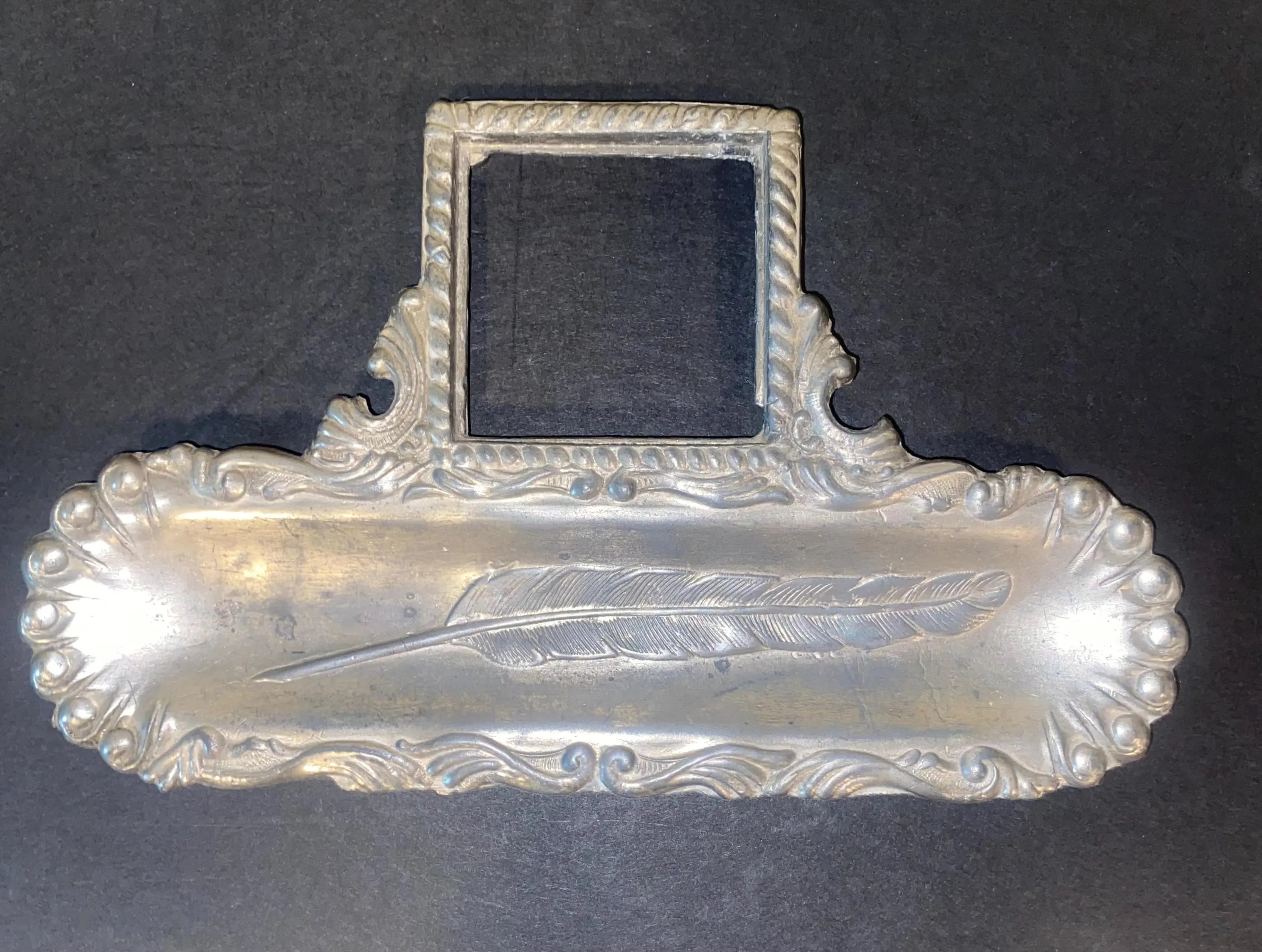 1880' Victorian Crystal (No Feather)  Inkwell